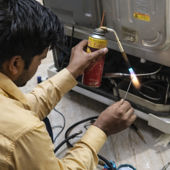 ac-gas-charging-repair-service (1)